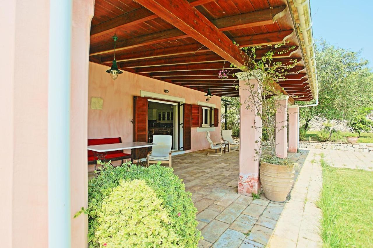 Villa Kleopatra Pouládes Exteriér fotografie